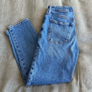 NWOT Old Navy OG Straight High Rise Medium Wash Jeans - Size 8